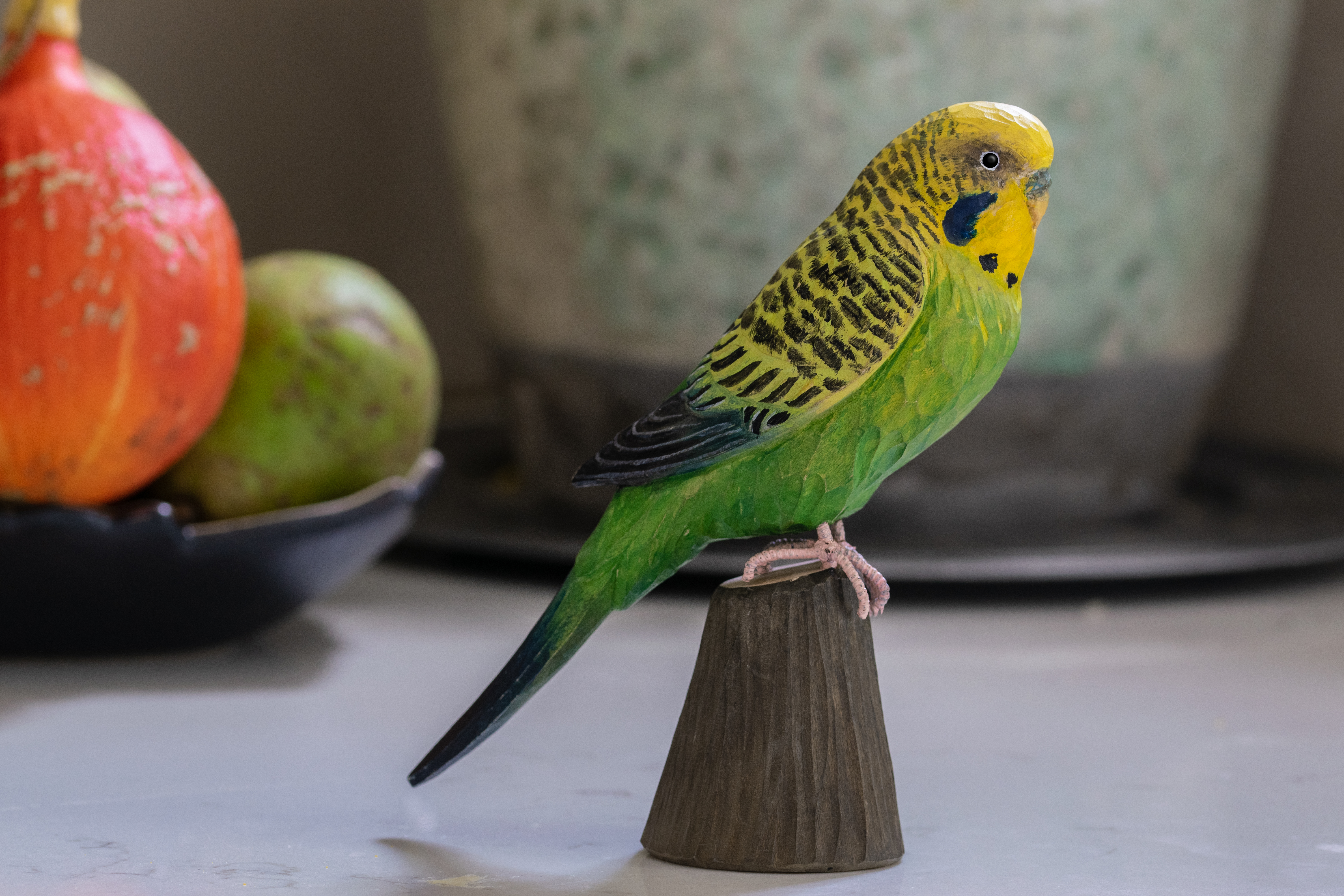 WG4810_Deco_Bird_Budgie_Milj-bild_Inside_High_Res_14Vg8CgnzBSSIV