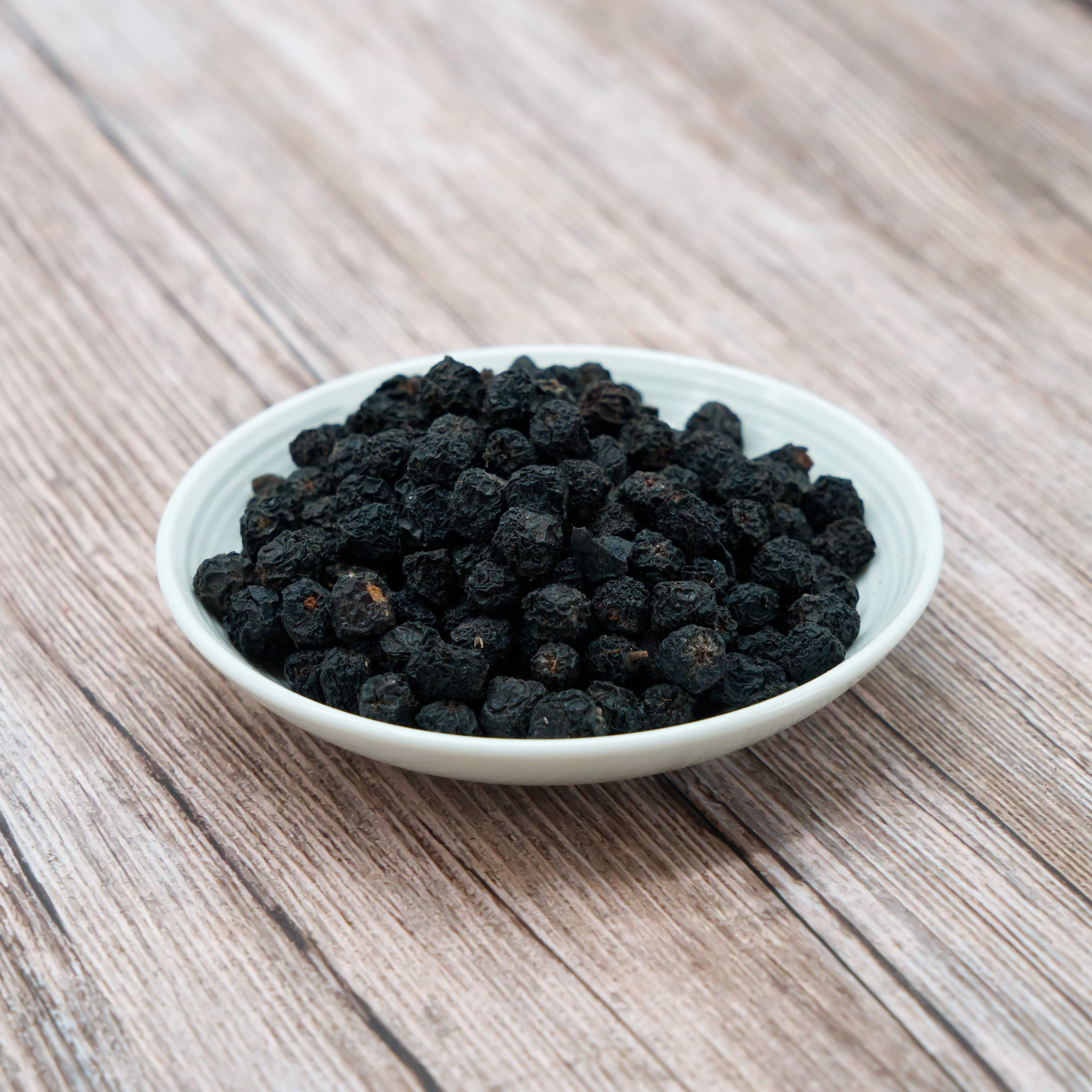 aroniabeeren-einzelfutter-koernerbude-voegel Aroniabeeren