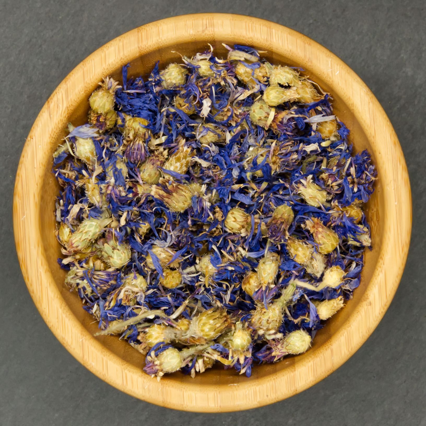 kornblumenblau_fuer_sittiche_und_papageien