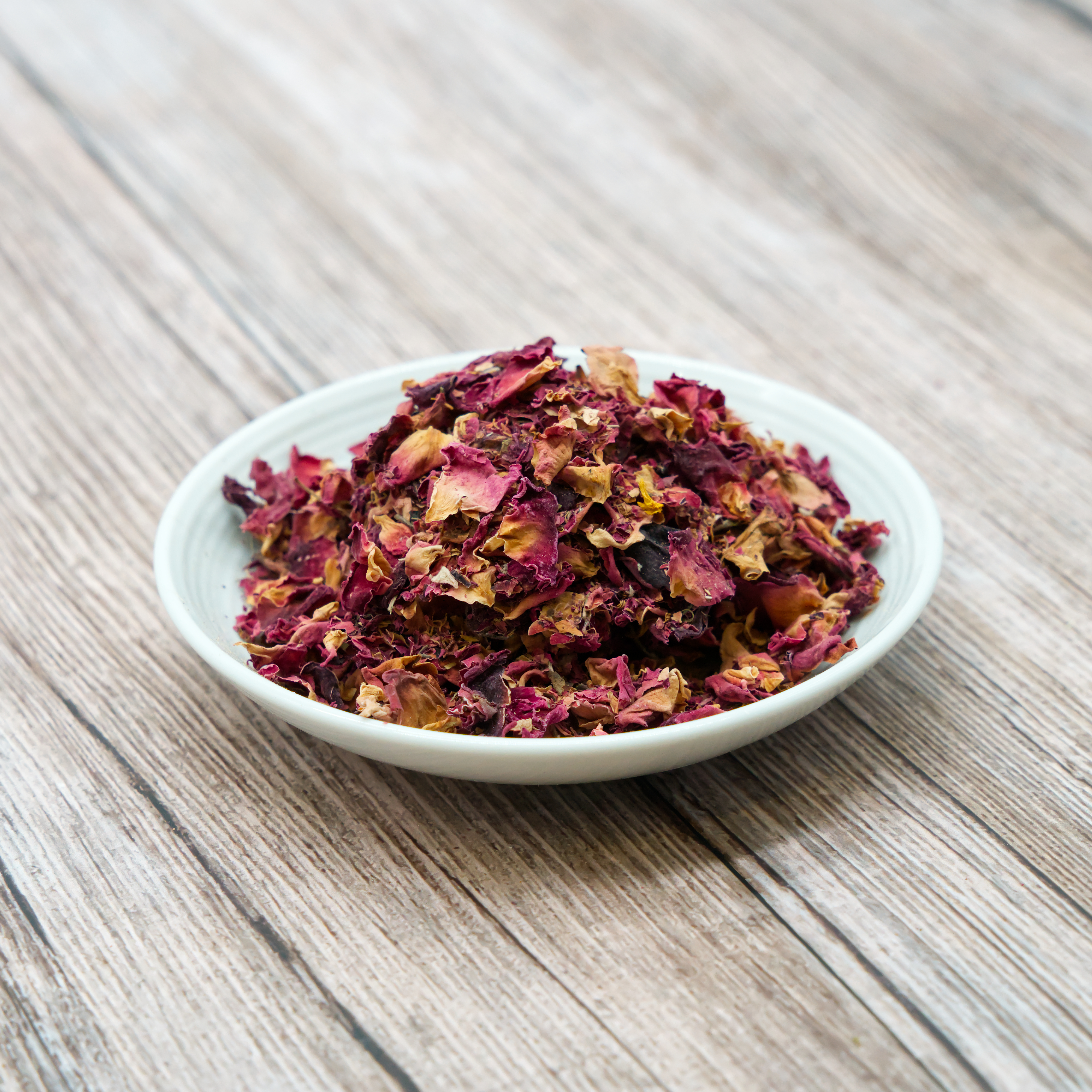 rosenblueten-einzelfutter-fuer-voegel-koernerbude Rosenblüten