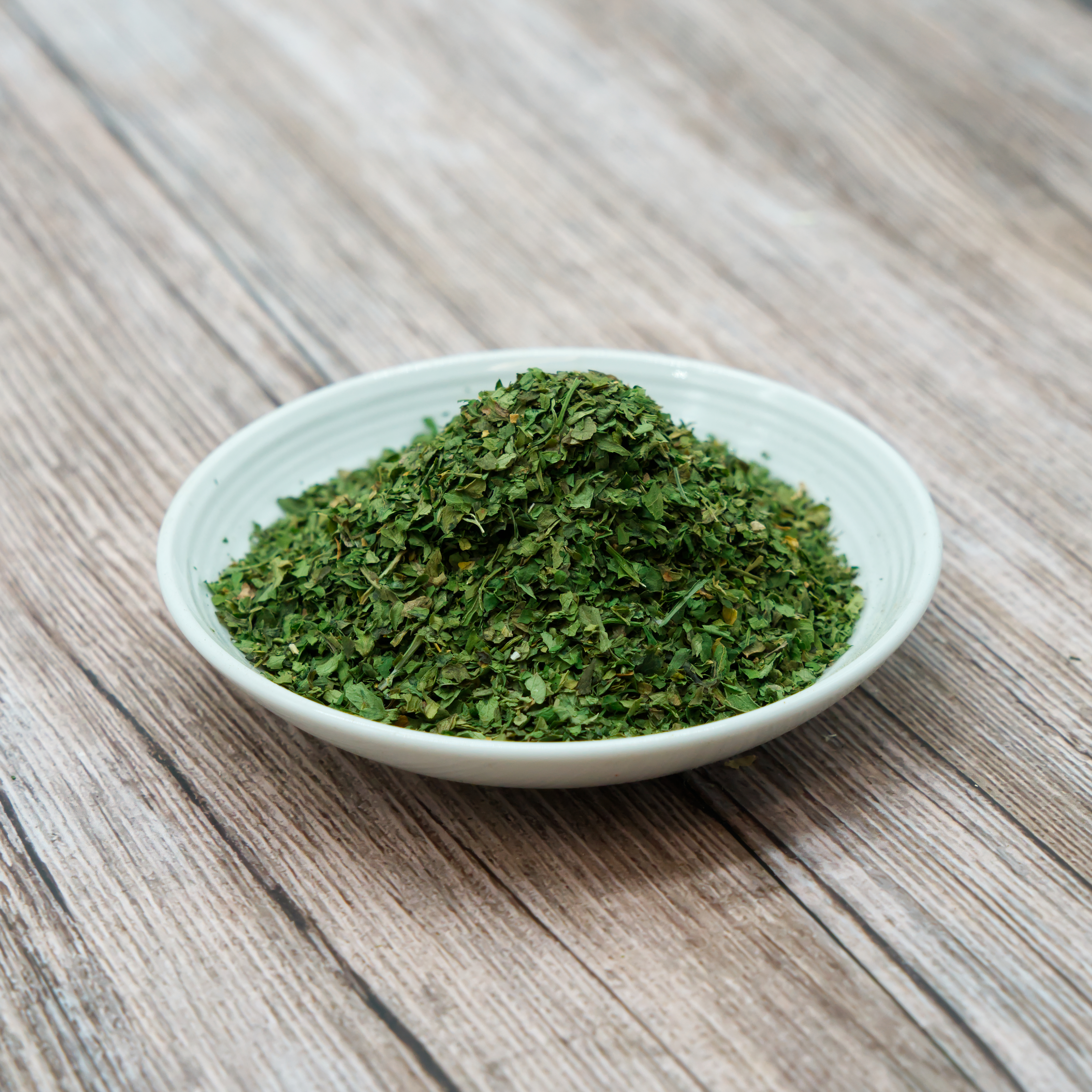 Petersilienblätter, geschnitten