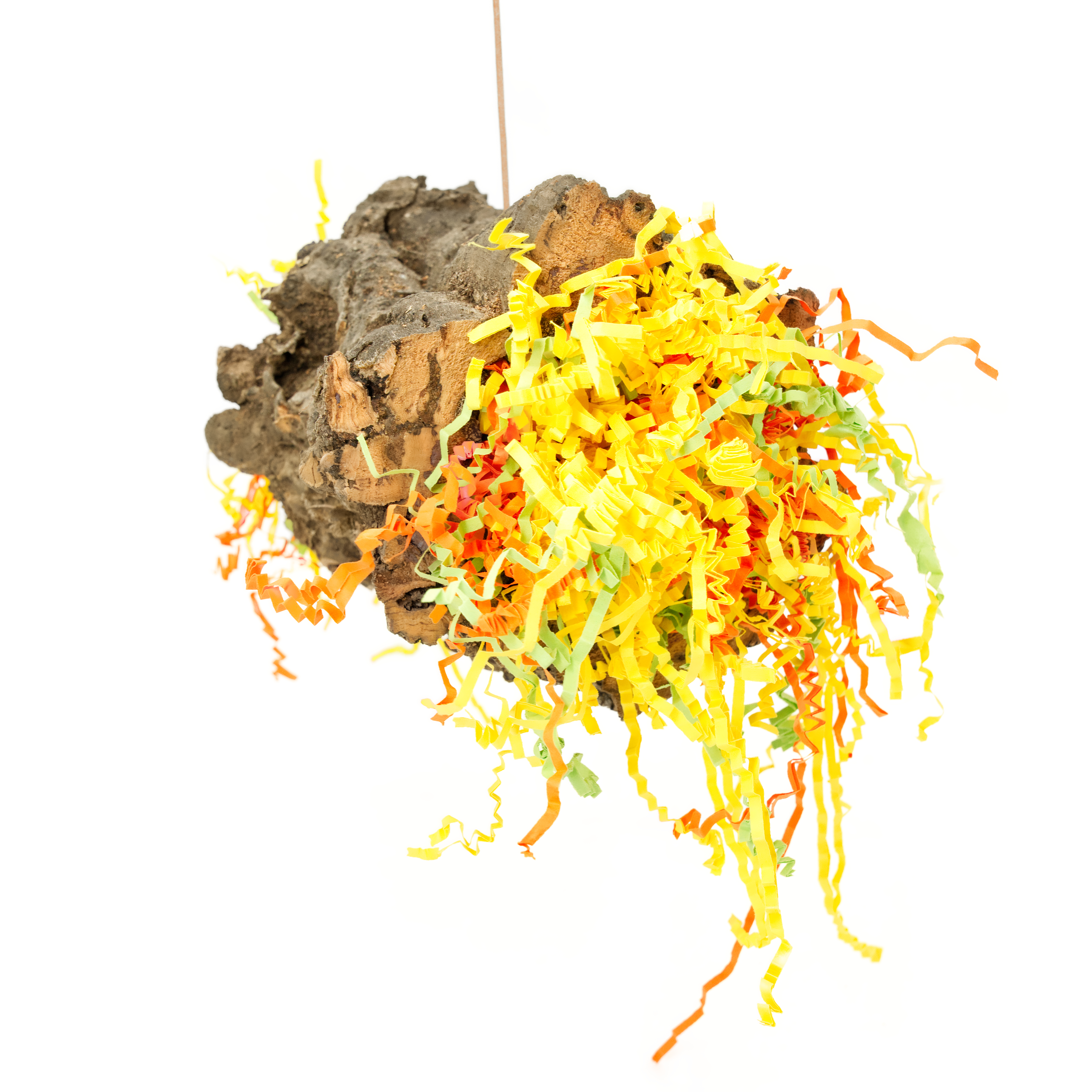 korkroehre_schaukel_zum_aufhaengen_fuer_voegel_crushelpapier_koernerbude1